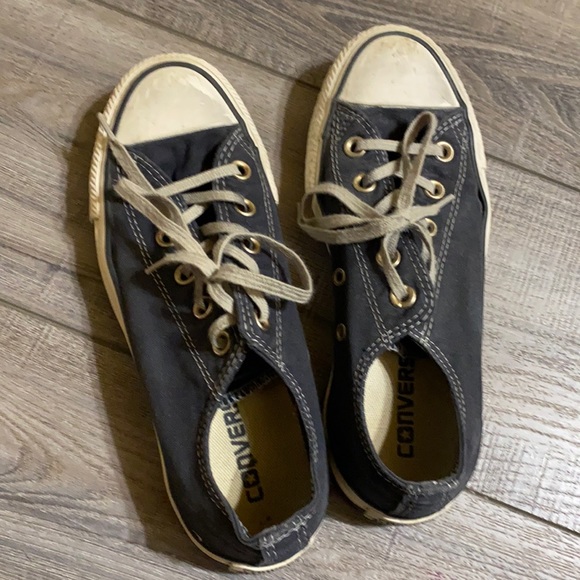 Converse All Star tennis shoes - Picture 1 of 2